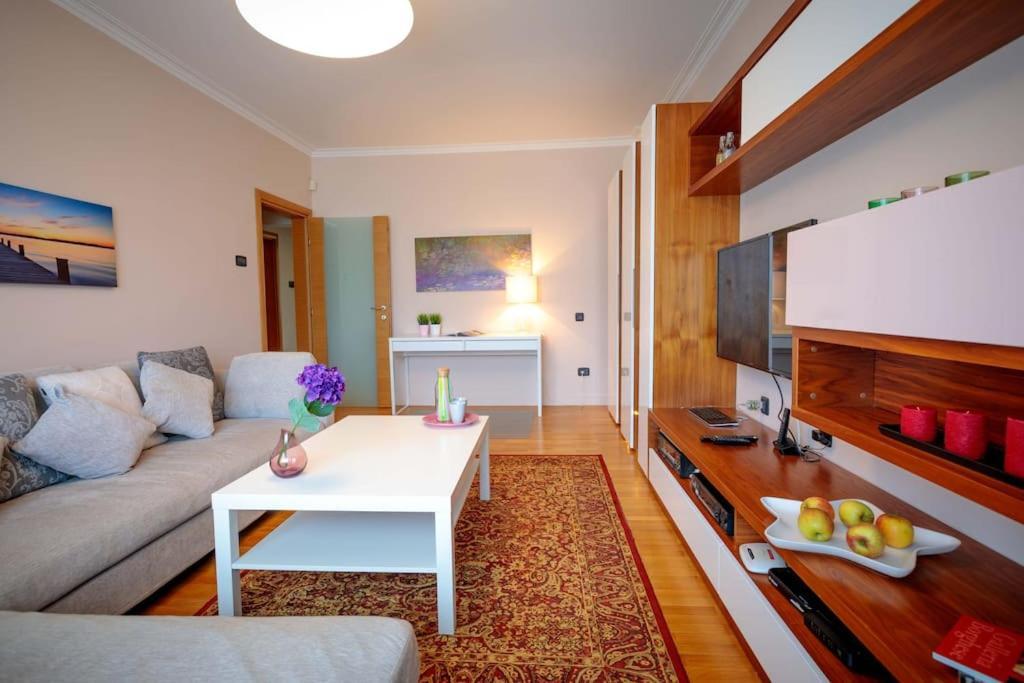 Green Apartment - Top Location, Near City Center! ソフィア エクステリア 写真