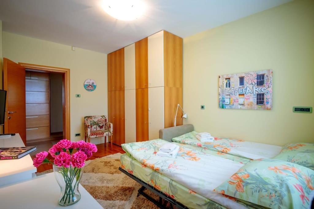 Green Apartment - Top Location, Near City Center! ソフィア エクステリア 写真